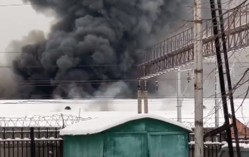 Incendiu uriaș într-o piață din centrul Moscovei. Șapte oameni au murit