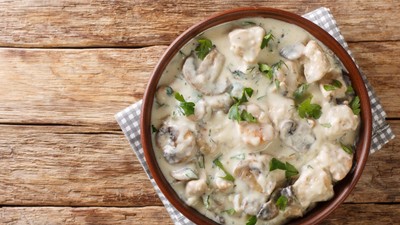 retete-de-ciulama-cu-smantana