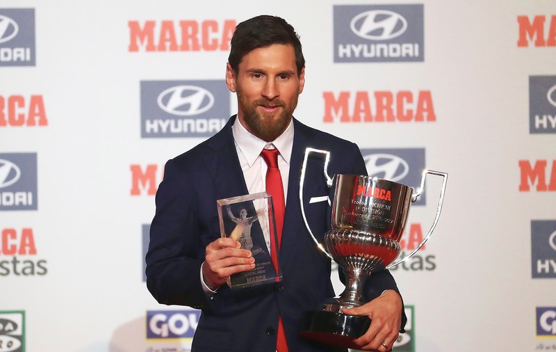Messi a primit "Trofeul Pichichi" şi "Trofeul Alfredo Di Stefano"