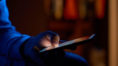 dependenta-adictie-internet-telefon