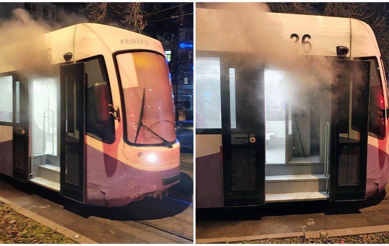 În Timișoara, un tramvai a luat foc, lângă Spitalul de Copii. Opt oameni s-au salvat în ultimul moment