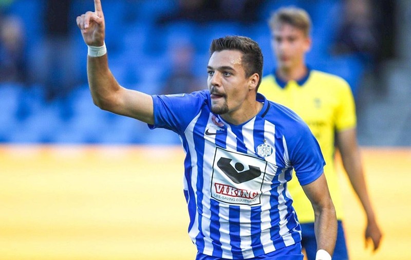 Adrian Petre a marcat pentru Esbjerg. Al treilea gol stagional. Au înscris și Rotariu, și Stancu. Nicolae Stanciu, atacat de cei de la sparta