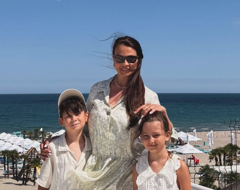 Anca Serea a rămas fără ajutor în casă. Ce se întâmplă în familia vedetei de două luni