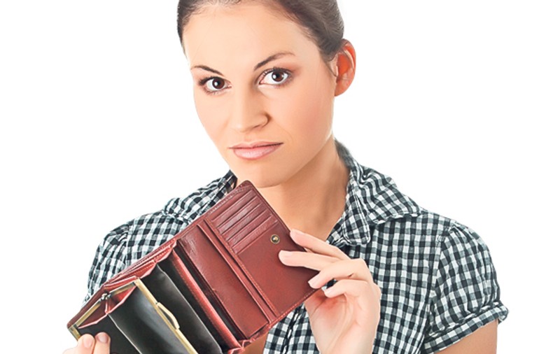 Bugetarii rămân cu lefurile tăiate, pensionarii «speciali», cu veniturile mari