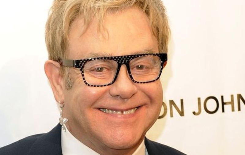 Sir Elton John va concerta în România