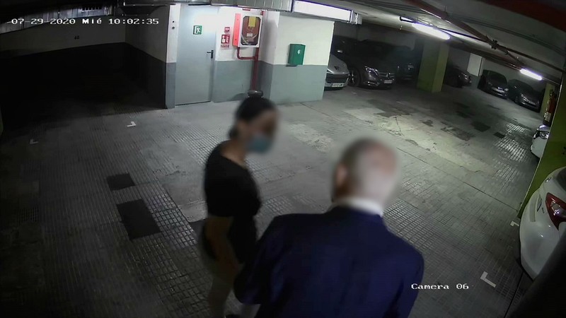 Captură video din timpul unuia dintre atacuri. Foto: MOSSOS D'ESQUADRA