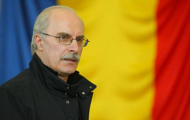Octavian Bellu fuge de Revelioanele peste hotare. Preferă iarna românească