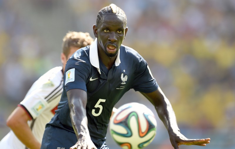 EURO 2016. Francezului Mamadou Sakho i-a fost ridicată suspendarea. Îi ia în lot Didier Deschamps?