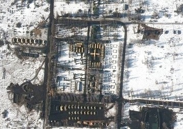 Nouă imagine din satelit cu trupele rusești din Belarus, la granița cu Ucraina | Foto: EPA