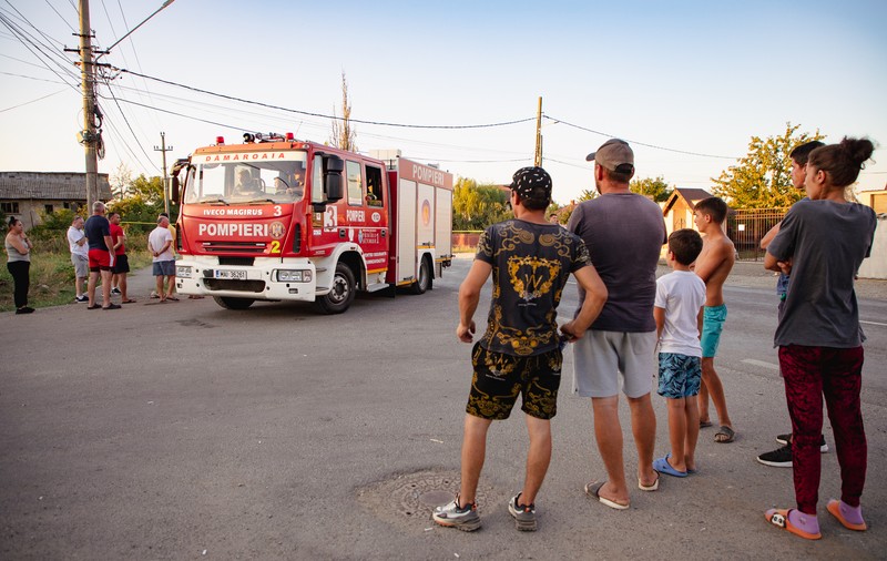INTERVIU. De ce tragediile precum Crevedia îi afectează pe mulți dintre noi. Explicațiile unui cercetător care studiază stresul de 15 ani