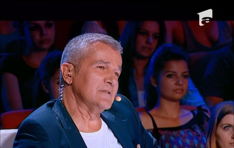 X FACTOR. BITTMAN A RĂMAS BLOCAT CÂND I-A AUZIT CÂNTÂND PIESELE HOLOGRAF!