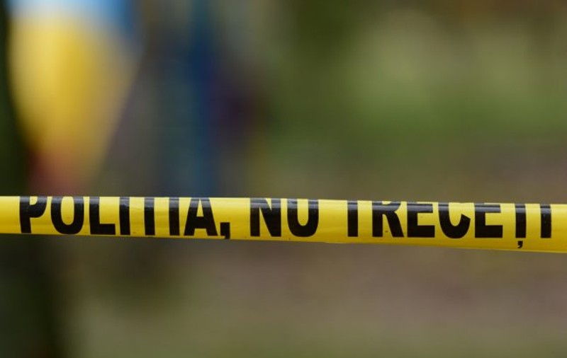 O femeie din Bihor a fost ucisă de un tânăr de 19 ani pentru că a întors mașina în fața casei vecinilor!