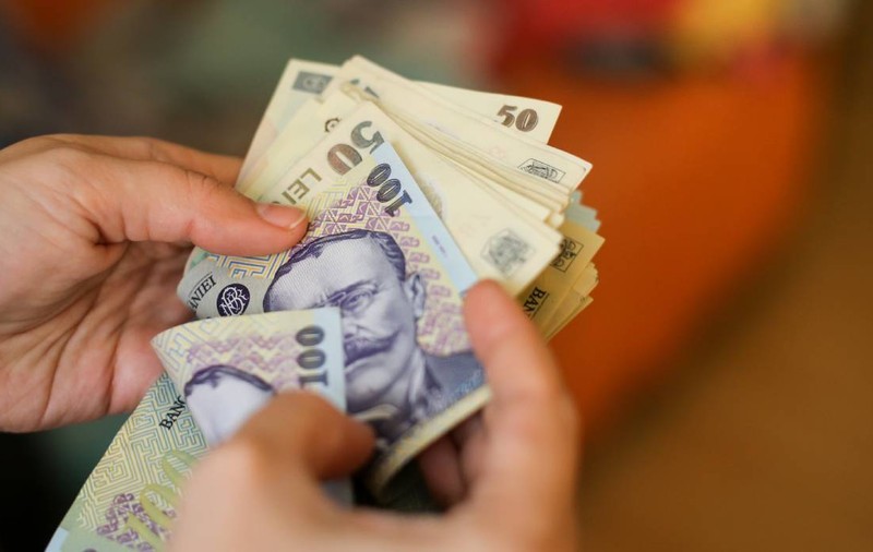 Salariul mediu în Cluj, cu doar 300 de lei mai mic decât cel din București