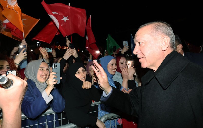 Alegeri prezidențiale Turcia | Scrutinul merge oficial în al doilea tur. Ultimele cifre: Erdogan - 49,51%, Kilicdaroglu - 44,88%