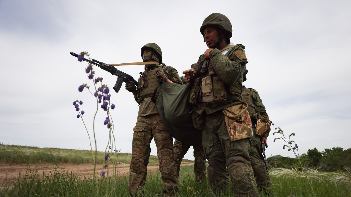 Soldați ruși în regiunea ucraineană Luhansk Foto: Profimedia