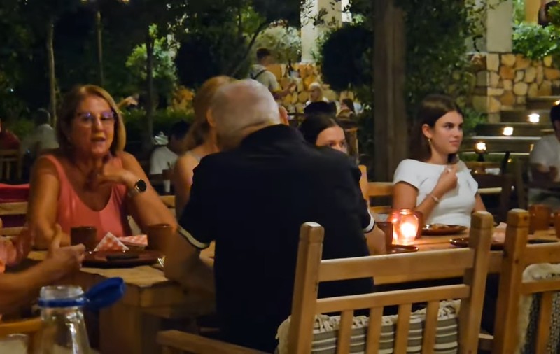 Un vlogger susține că l-a filmat pe Sorin Oprescu la un restaurant din Grecia. Fostul primar general nu poate fi extrădat | VIDEO