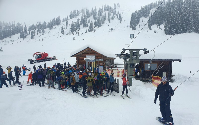 Fenomene extreme în Austria: o parte din țară este sub ape, la munte s-au deschis pârtiile de schi: „O binecuvântare”