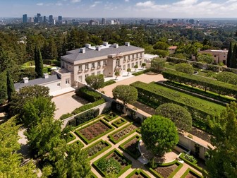 Chartwell Estate e o altă proprietate pe care ar fi vizitat-o Bezos