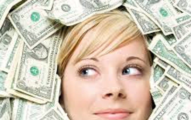 Te-ai muta acolo ca să fii plătit mai bine? Află care e TOP 10 țări cu cel mai baban salariu din lume