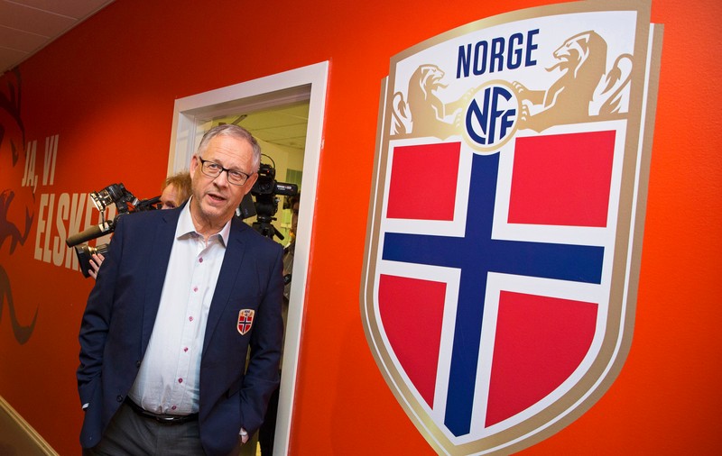 Coșmarul nostru, bucuria lui! Selecționerul Norvegiei, suedezul Lars Lagerback, ne răsucește cuțiul în rană: ”Meciul Suedia - România, de la World Cup '94, cea mai frumoasă amintire”