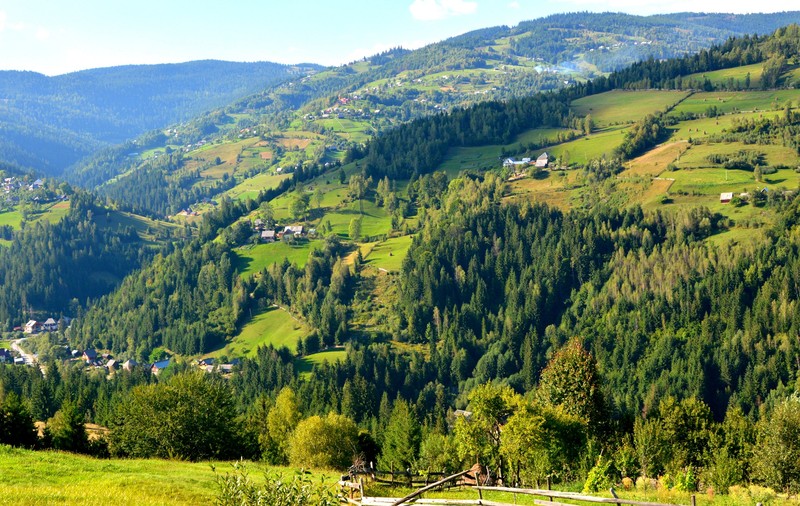 Munții Apuseni – poziționare, suprafață, curiozități