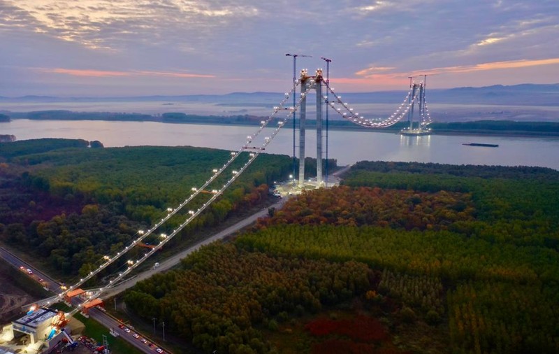 Podul dintre Tulcea și Brăila s-a redeschis. „Golden Gate de România” a fost reasfaltat: „Rețeta asfaltică nouă este mai dură decât asfaltul inițial”