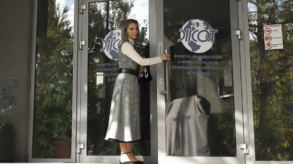 Cristela Georgescu intră în sediul DIICOT - octombrie 2026