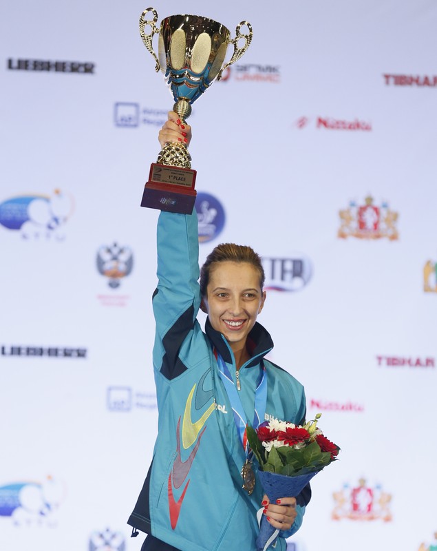 Eliza Samara a cucerit aurul continental la simplu şi a intrat în istoria tenisului de masă românesc alături de Maria Alexandru şi de Otilia Bădescu / LIVE BLOG & GALERIE FOTO & VIDEO