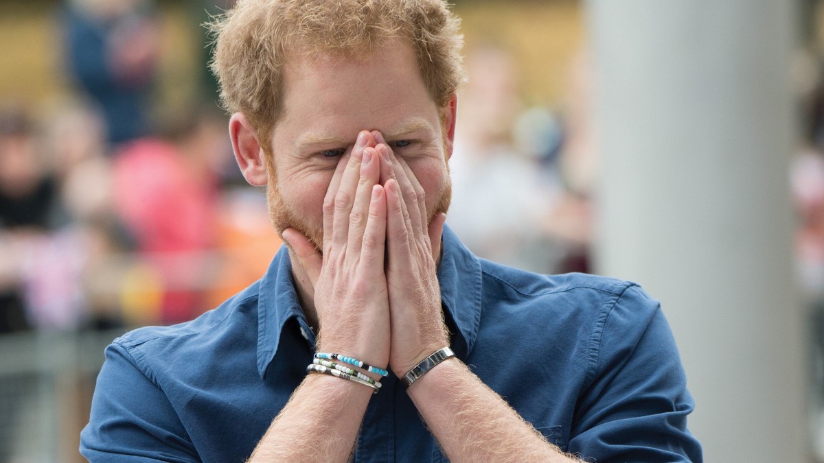Printul Harry se iubește cu actrita Meghan Markle