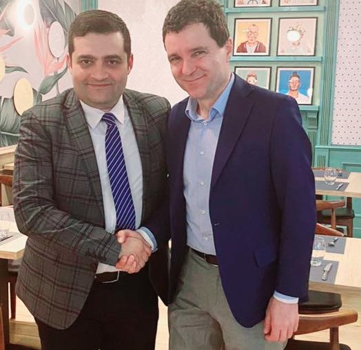 Tănase Stamule se laudă pe Facebook cu prietenia lui Nicușor Dan