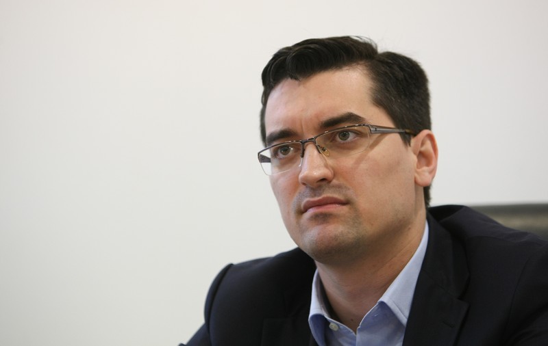 De ce au fost blocate conturile FRF. Reacția federației