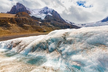 Câmpul de gheață și ghețarul Athabasca foto: Shutterstock.com