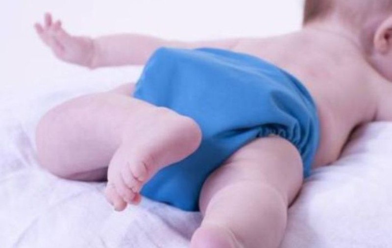 Un alt copil cu probleme digestive din judeţul Argeş a fost transferat la Bucureşti