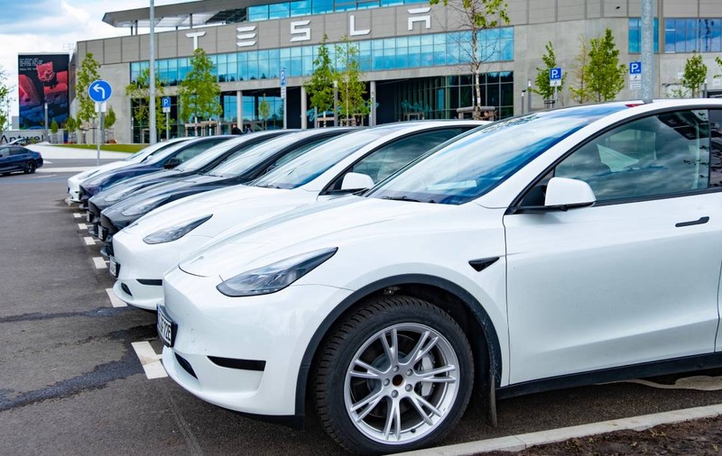 Chinezii de la Xiaomi au cumpărat trei mașini Tesla doar ca să le desfacă piesă cu piesă și, după dezasamblare, au fost surprinzător de sinceri