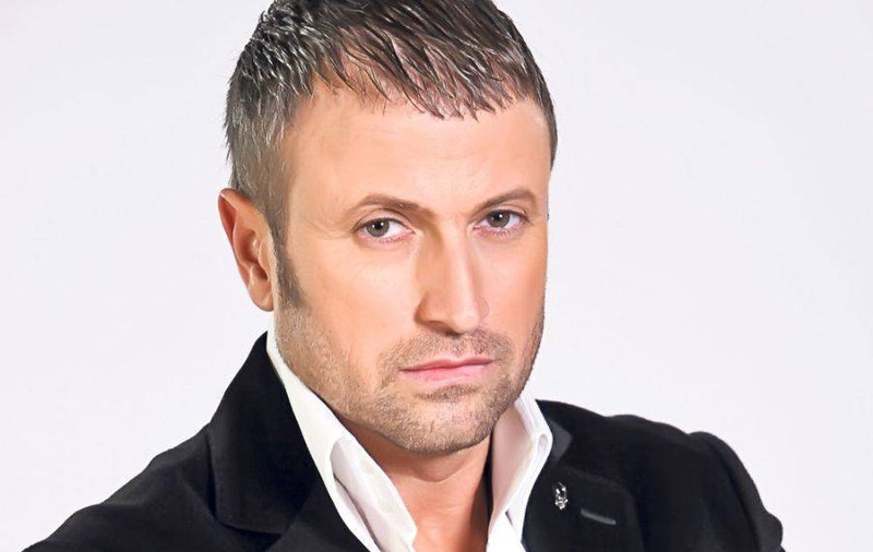 CĂTĂLIN BOTEZATU RUPE TĂCEREA! Trece prin cele mai grele momente ale vieţii! Iată ce are de spus despre asta!