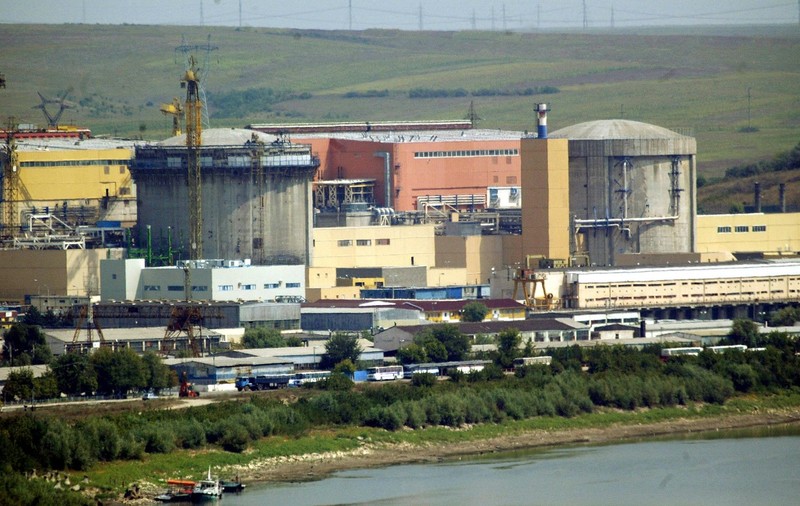 Nuclearelectrica a semnat contractul pentru extinderea centralei de la Cernavodă, la Baku: „Este cel mai important proiect pentru sectorul energetic românesc” 