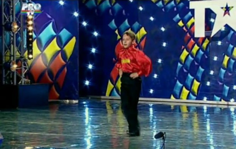 Are 12 ani, dar este Michael Flatley al României! L-a dat gata până și pe Mihai Petre!