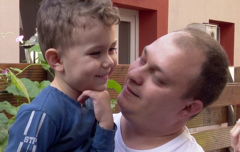 Adriana Nedelea LA FIX | Mărturisirile mamei lui Mario, băiețelul de 4 ani care suferă de autism: "Statul ar trebui să ajute mai mult, să deconteze mai mult!" Cât costă tratamentul pe lună