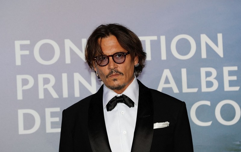 Johnny Depp renunță la rolul din “Fantastic Beasts”, după ce a pierdut procesul cu tabloidul The Sun, care l-a prezentat ca un soț abuziv