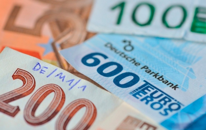 Româncă, arestată în Polonia pentru falsificare de bani