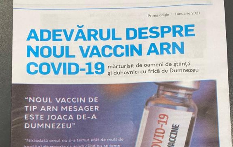 Dosar penal pentru un bărbat care distribuia în Focșani o broșură numită „Adevărul despre noul vaccin ARN Covid 19”
