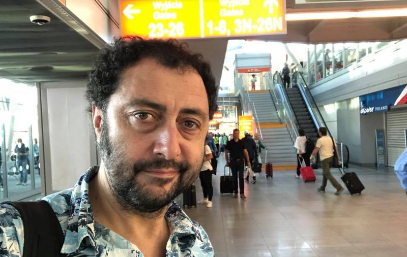 VIDEO/ Regizorul spaniol Jesus del Cerro se consideră pe jumătate român. "Am casă aici, în București, dar și la Madrid"