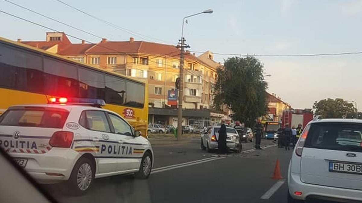 Șofer prins beat și drogat la volan, după o tamponare în Oradea