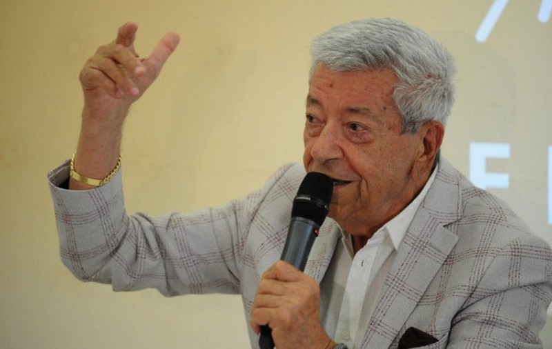 Imagini de la parastasul de 40 de zile al lui Ion Dichiseanu. Ce a apărut la mormântul actorului