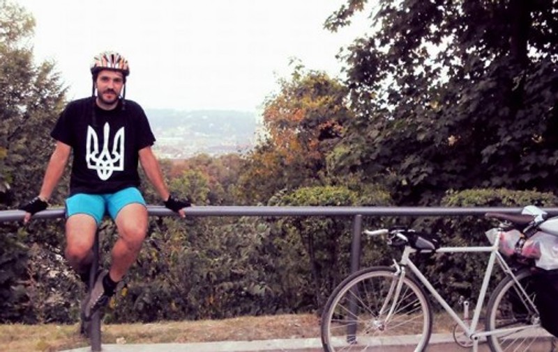 Viața pe două roți! Un tânăr din Covasna a parcurs peste 10.000 de kilometri pe bicicletă, prin Europa