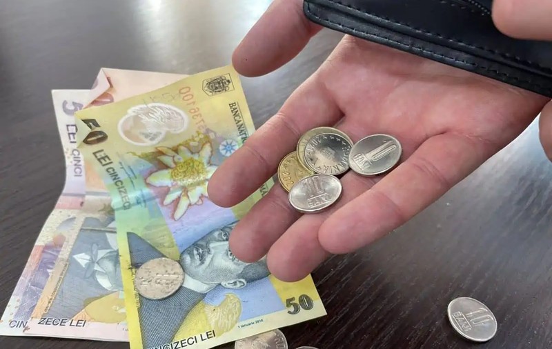 Ce pedeapsă a primit o pensionară din Alba care a retras bani de la ATM de pe un card care nu îi aparținea