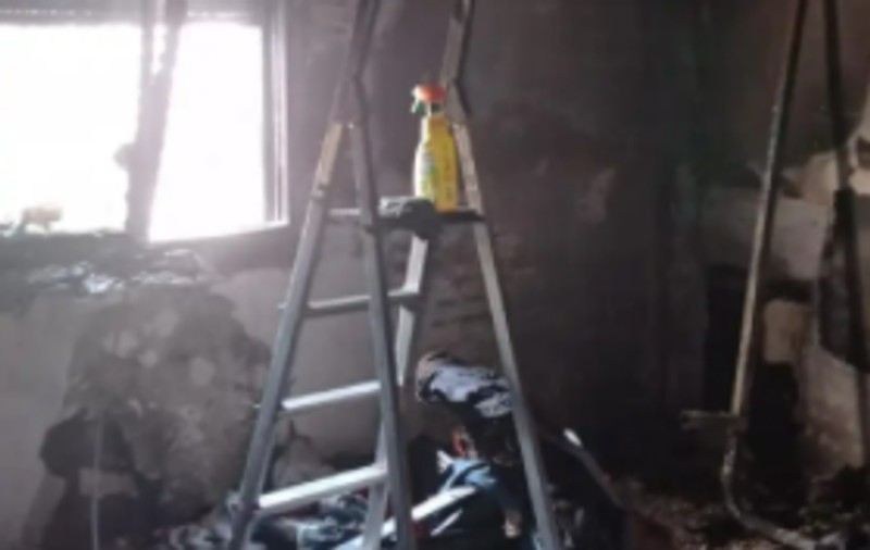 O româncă a vrut să incendieze casa unei colege de muncă, însă a greșit adresa, în Spania. Trei persoane au fost rănite