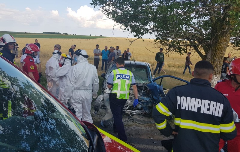 VIDEO| Accident grav în Constanța. Două persoane au murit, un adolescent, în stare gravă