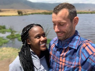 Cei doi se aflau într-o vacanță în Tanzania (foto Facebook)