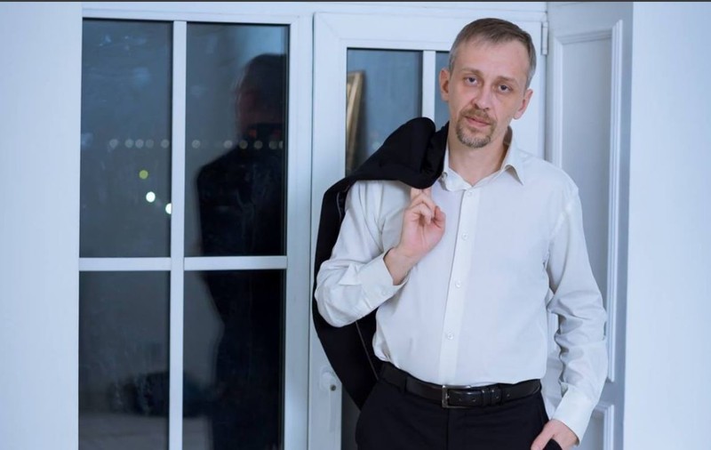 Avocatul care a ajutat-o pe mama lui Navalnîi să recupereze trupul disidentului a fost reținut de poliție la Moscova